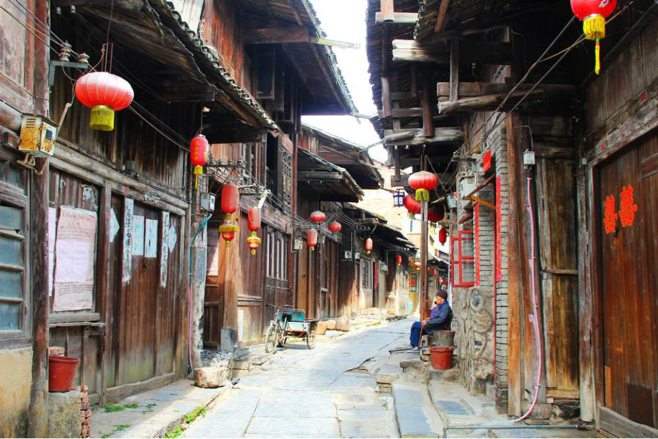 秒殺鳳凰、宏村等網(wǎng)紅古鎮(zhèn)，清靜人少還免費