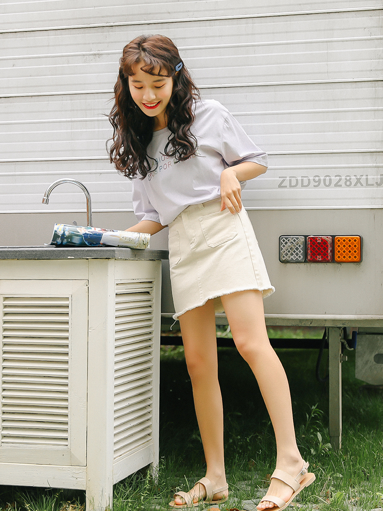 夏天+韓范+牛仔裙+T恤， 炎炎夏季里的一股清流