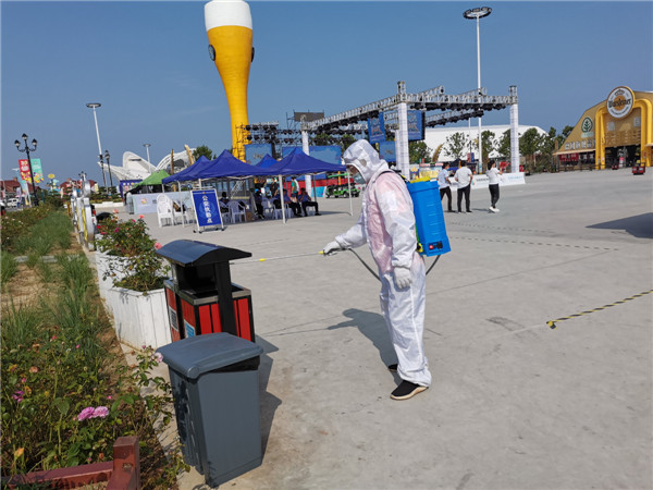 金沙灘啤酒城：保證垃圾落地不超一分鐘