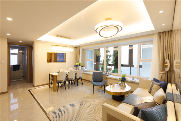 龍湖龍譽(yù)城丨“龍湖杯”國潮少年才藝大賽開幕，沸騰全城！