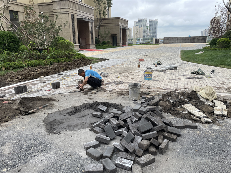 膠州中建·錦繡天地設(shè)施亂套還強(qiáng)制交房！業(yè)主質(zhì)疑：如何通過驗(yàn)收