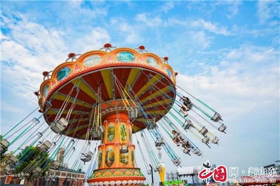 暑假帶娃去哪里玩？青島西海岸新區(qū)金沙灘啤酒城等你來