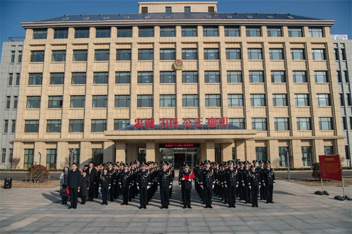 青島市強(qiáng)制隔離戒毒所舉行慶祝第六個(gè)中國人民警察節(jié)活動