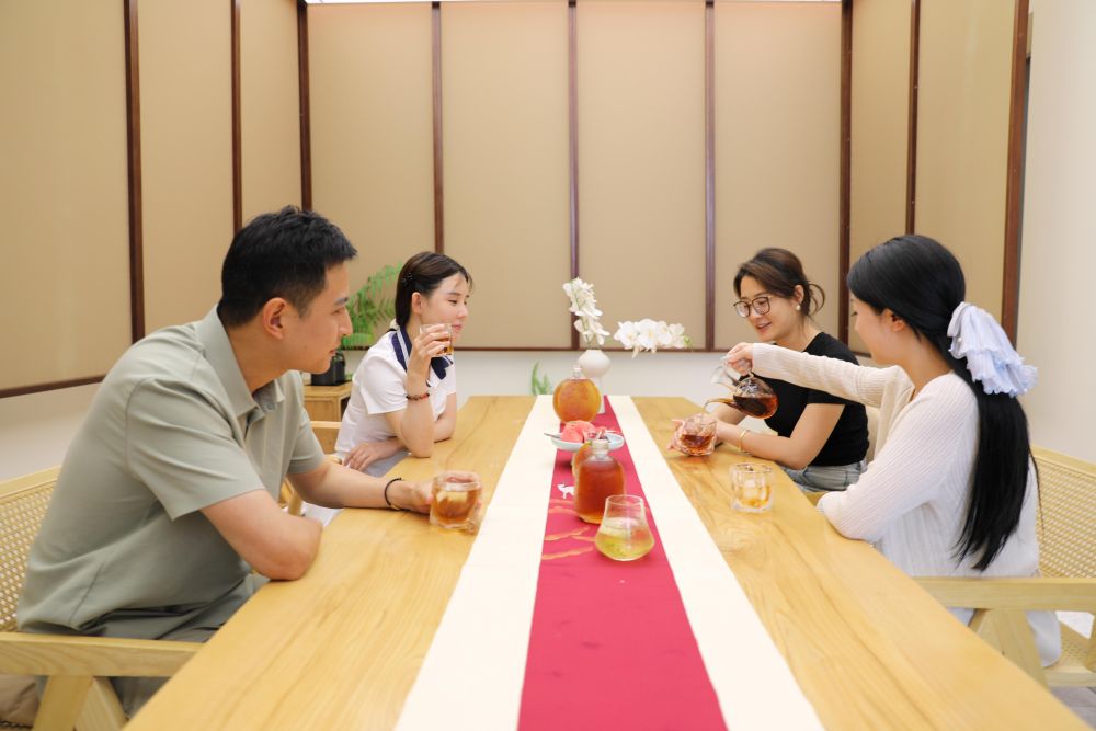 國潮熱掀起消費新熱潮 延伸至餐飲、文創(chuàng)、旅游、游戲等千行百業(yè)